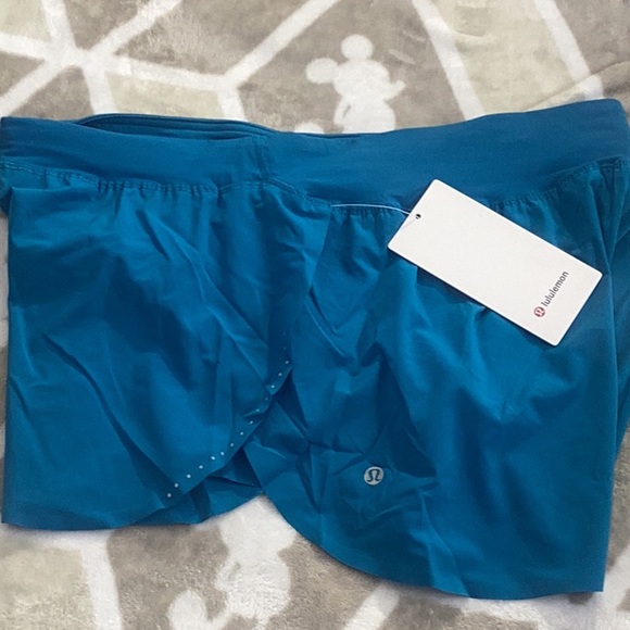 Lululemon Fast and Free Shorts - Picture 10 of 10